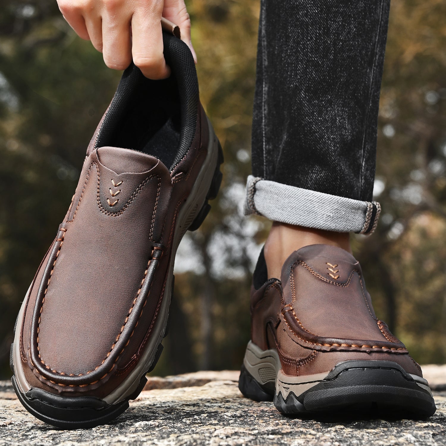 Mens Slip On Casual Outdoor Leather Walking Hiking Shoes V3688