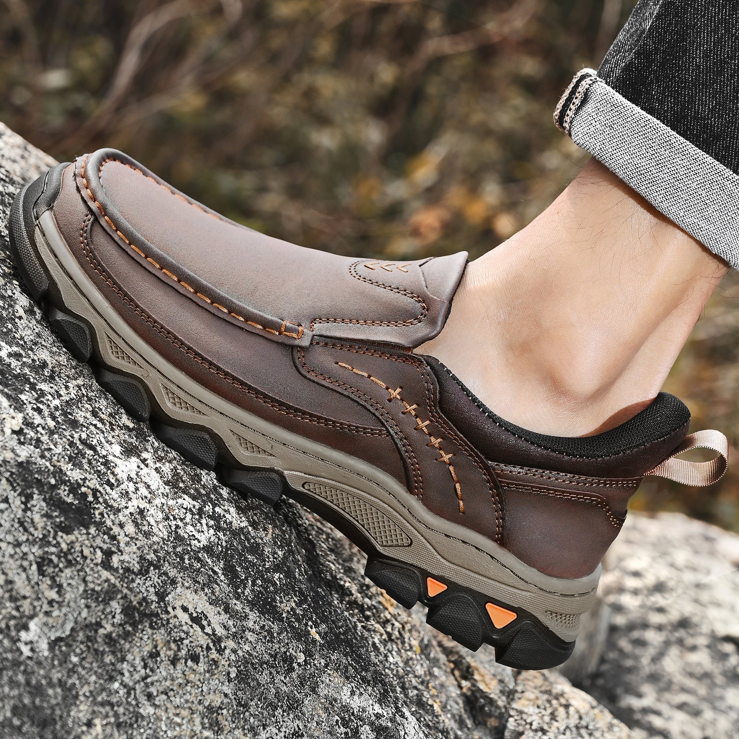 Mens Slip On Casual Outdoor Leather Walking Hiking Shoes V3688