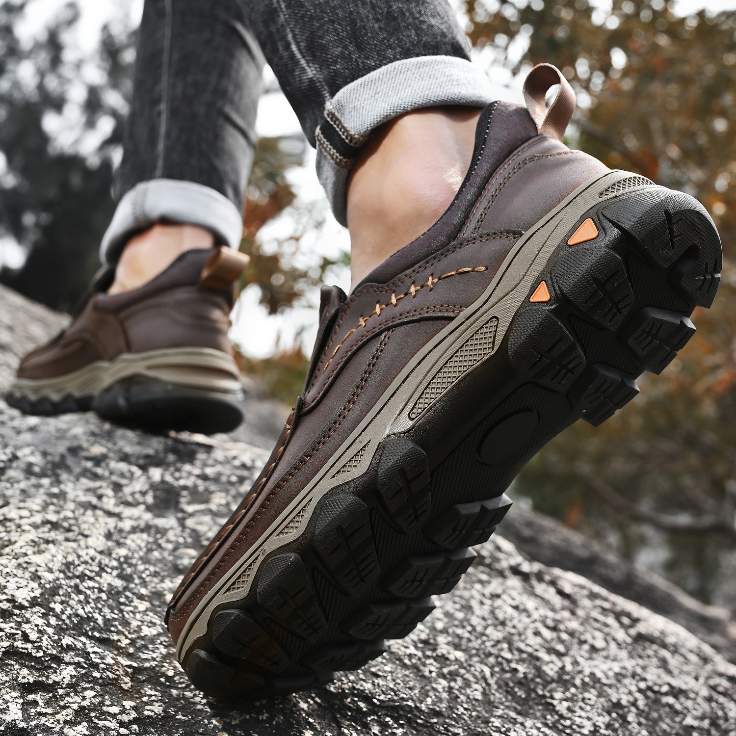 Mens Slip On Casual Outdoor Leather Walking Hiking Shoes V3688