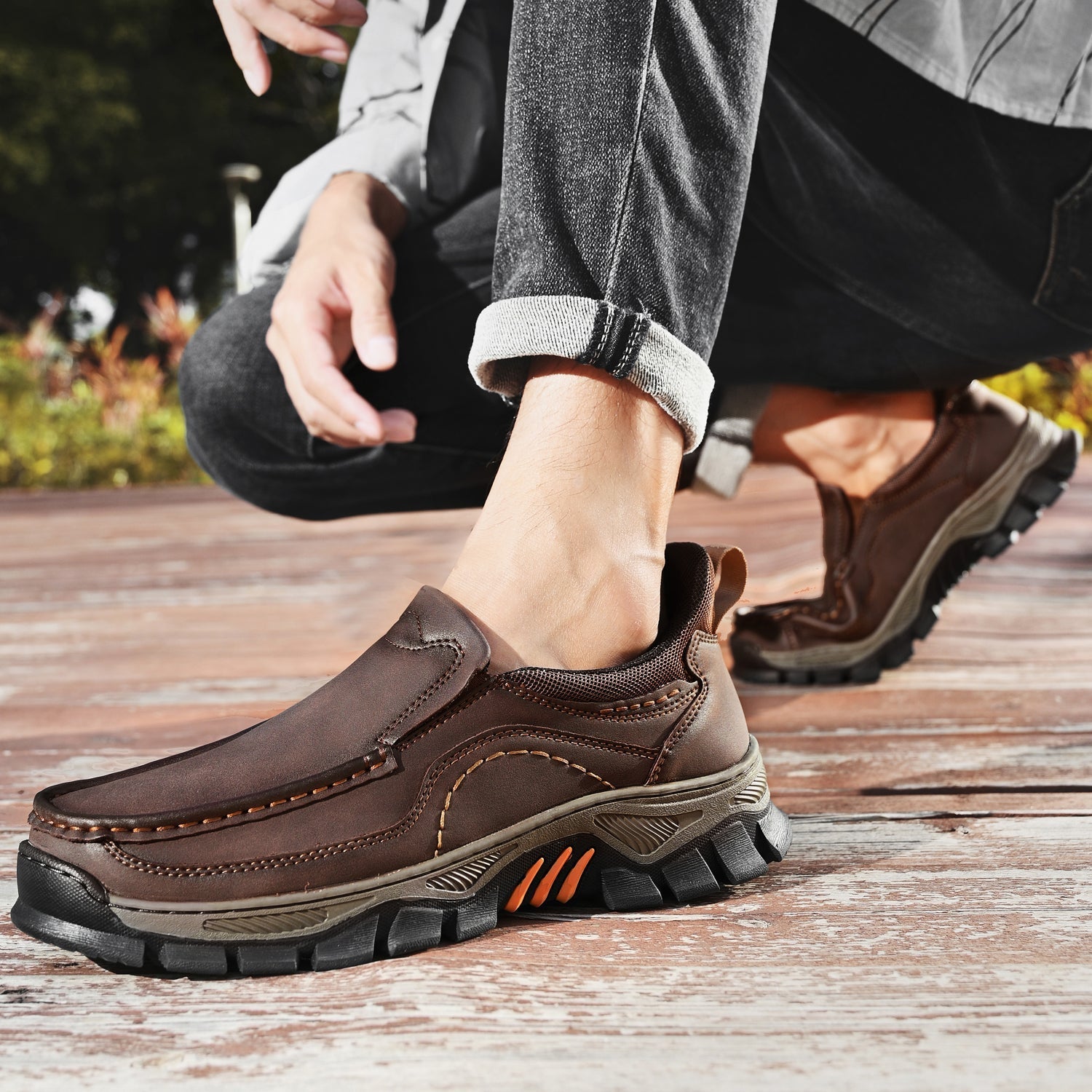 Mens Slip On Casual Outdoor Leather Walking Hiking Shoes V3672/V3673