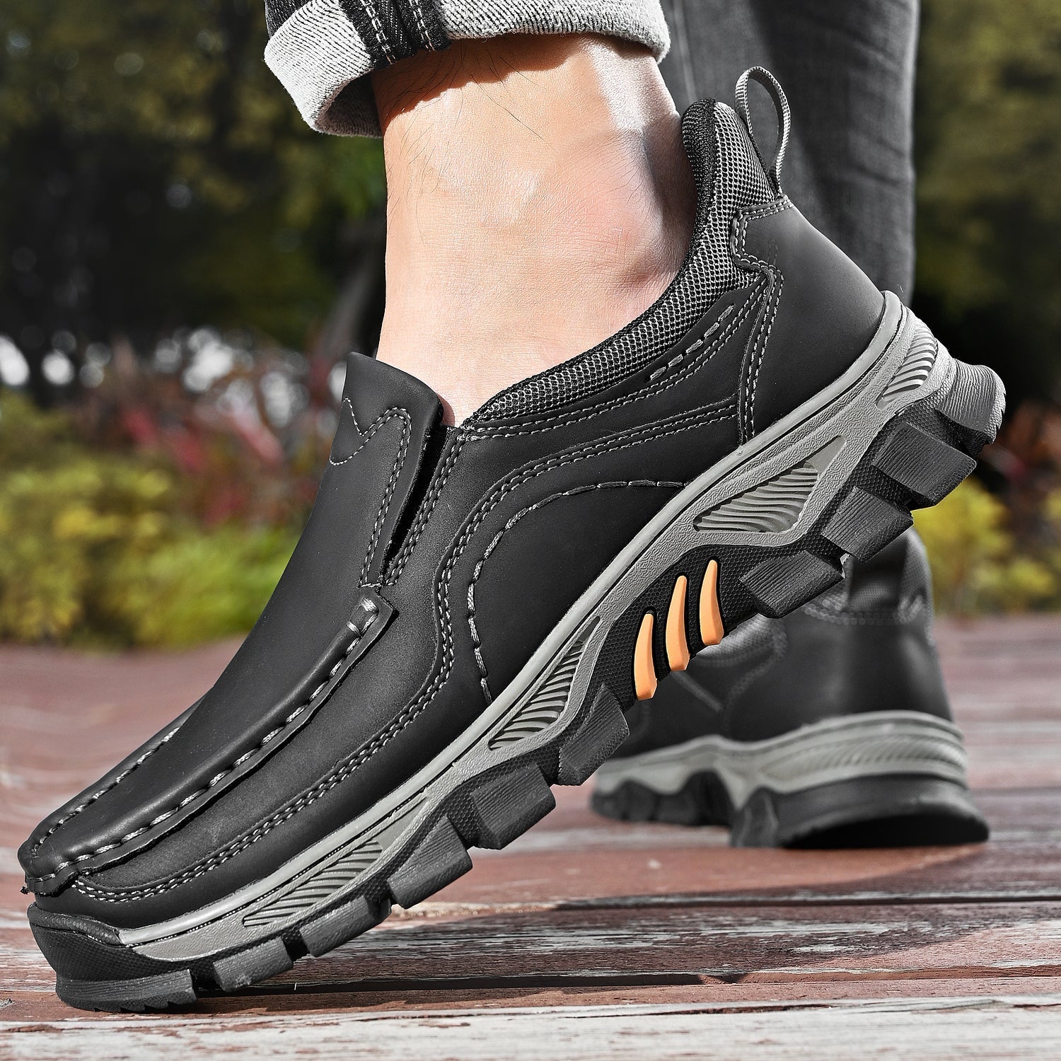 Mens Slip On Casual Outdoor Leather Walking Hiking Shoes V3672/V3673