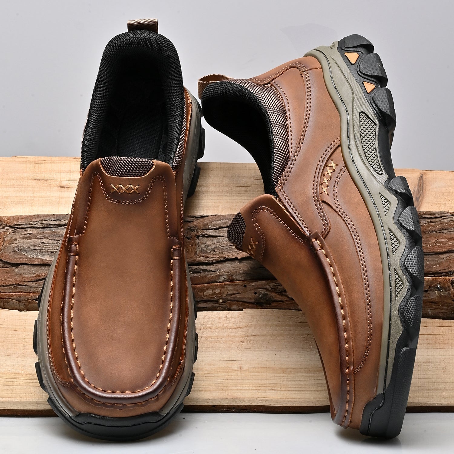 Mens Slip On Casual Outdoor Leather Walking Hiking Shoes V3689