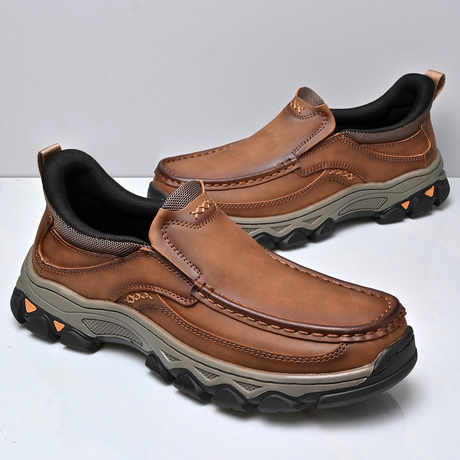 Mens Slip On Casual Outdoor Leather Walking Hiking Shoes V3689